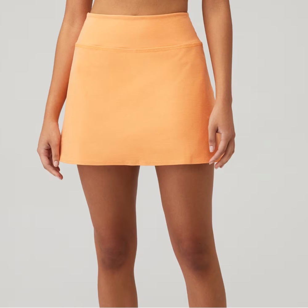 NWT BEYOND YOGA SPACEDYE MOVEMENT SKORT IN MARMALADE HEATHER- XS